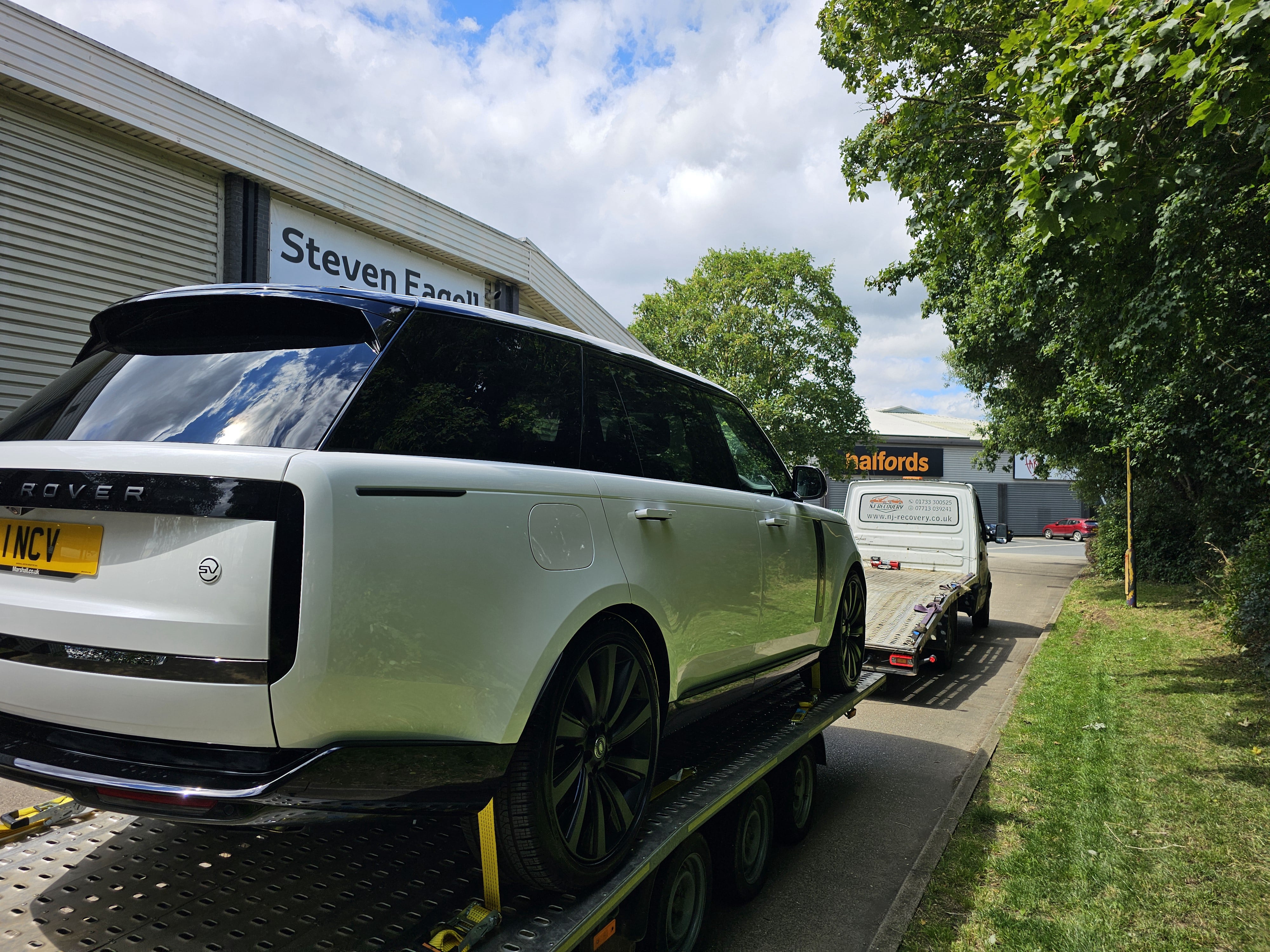 car van vehicle transport peterborough 